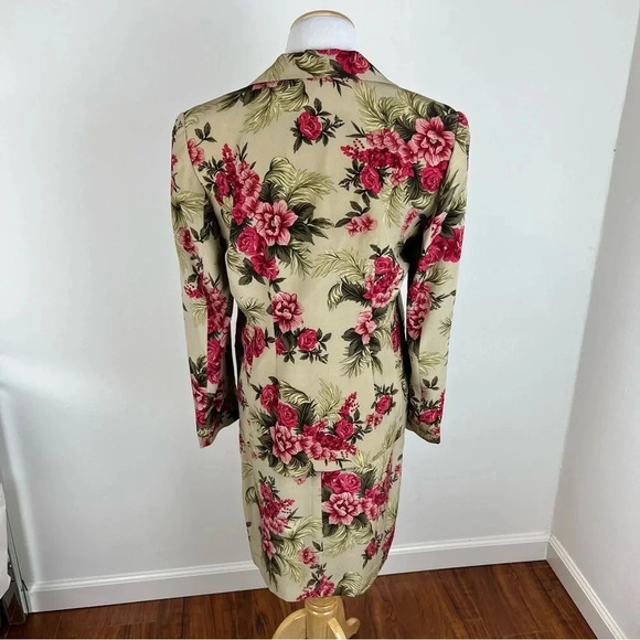 Vintage Saks Fifth Avenue Folio Collection 100% Silk Floral Blazer Skirt Suit. - Picture 3 of 12